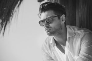 Coiffeur homme et barbier près de Paris