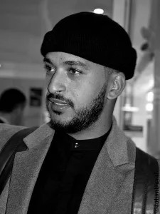Slimane portant la barbe